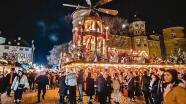Stuttgart Christmas Market Tour: Explore the Magic - Private Tour Stuttgart